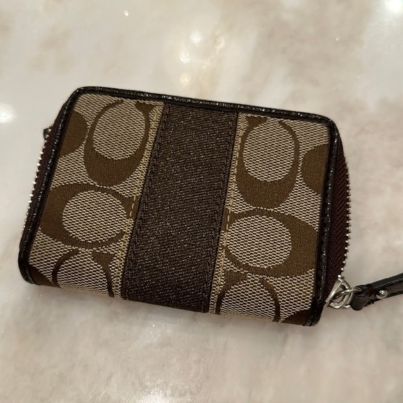 Coach change and card wallet - Picture 1 of 3